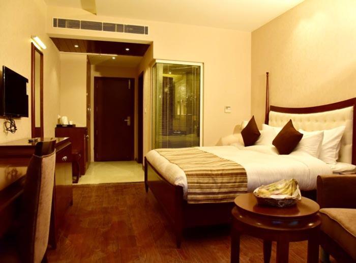 Season Hotel ไนนิตาล ภายนอก รูปภาพ